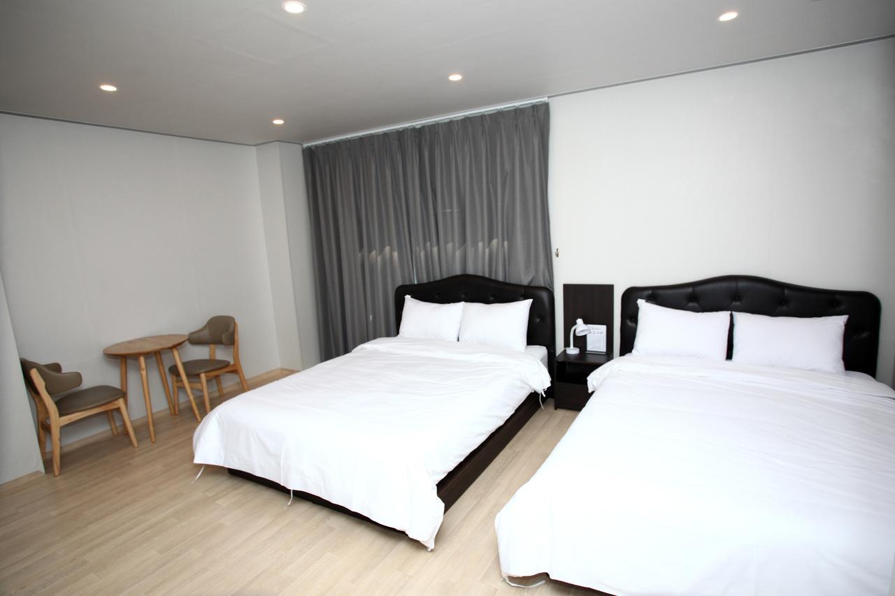 Hotel R Gangneung Chambre photo